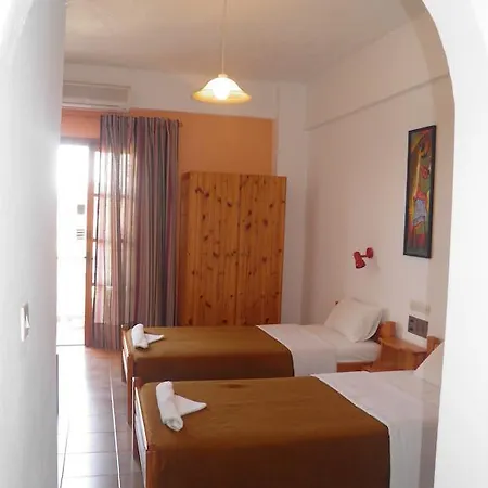 Aparthotel Galaxias 3*